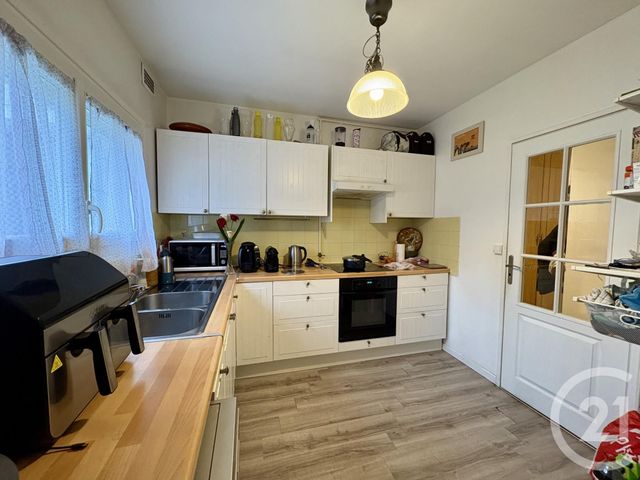 Afficher la photo en grand Appartement F5 à vendre - 5 pièces - 90.67 m2 - GIF SUR YVETTE - 91 - ILE-DE-FRANCE - Century 21 S.L.P. Immobilier