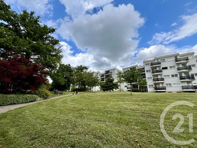 Afficher la photo en grand Appartement F5 à vendre - 5 pièces - 90.67 m2 - GIF SUR YVETTE - 91 - ILE-DE-FRANCE - Century 21 S.L.P. Immobilier