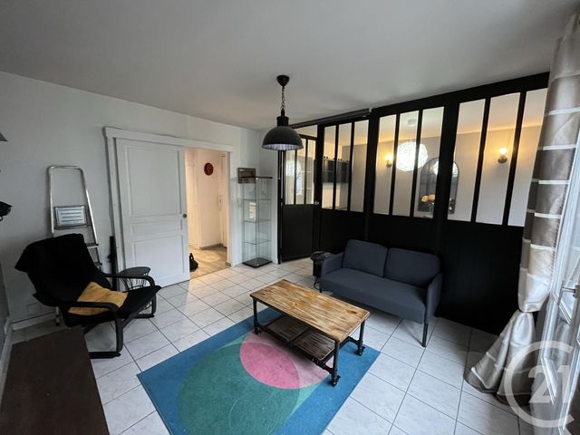 Appartement F2 à louer - 2 pièces - 53.2 m2 - COLOMBES - 92 - ILE-DE-FRANCE - Century 21 S.L.P. Immobilier