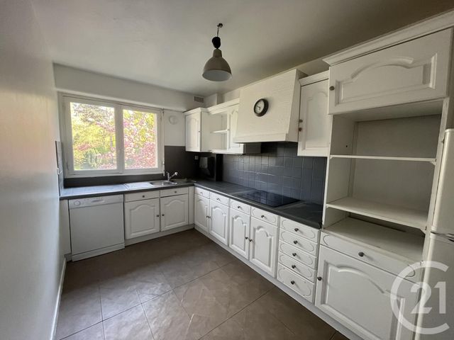 Appartement F4 à louer - 4 pièces - 81.53 m2 - GIF SUR YVETTE - 91 - ILE-DE-FRANCE - Century 21 S.L.P. Immobilier