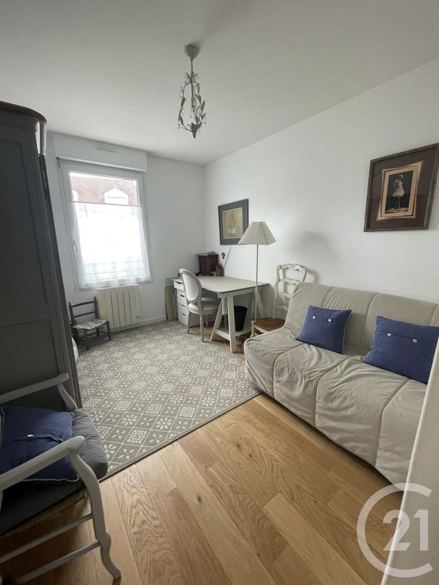 Appartement F3 à louer - 3 pièces - 75.4 m2 - GIF SUR YVETTE - 91 - ILE-DE-FRANCE - Century 21 S.L.P. Immobilier