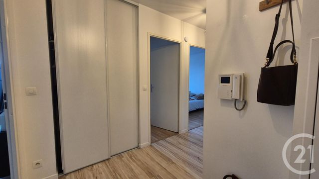 Appartement F3 à vendre - 3 pièces - 57.42 m2 - PALAISEAU - 91 - ILE-DE-FRANCE - Century 21 S.L.P. Immobilier
