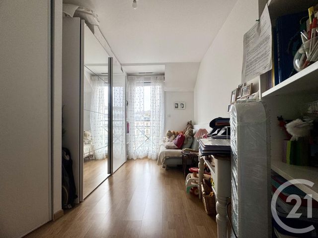 Appartement F3 à vendre - 3 pièces - 56.4 m2 - ORSAY - 91 - ILE-DE-FRANCE - Century 21 S.L.P. Immobilier