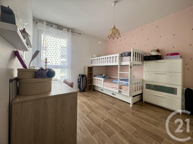 Appartement F4 à vendre - 4 pièces - 83.22 m2 - GIF SUR YVETTE - 91 - ILE-DE-FRANCE - Century 21 S.L.P. Immobilier