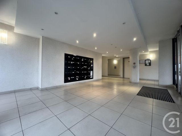 Appartement F3 à vendre - 3 pièces - 52.46 m2 - PALAISEAU - 91 - ILE-DE-FRANCE - Century 21 S.L.P. Immobilier