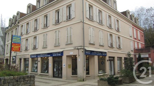 Appartement Studio à louer GIF SUR YVETTE