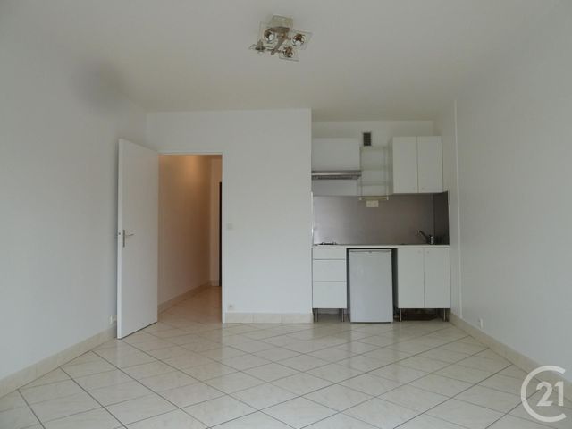 Appartement Studio à louer - 1 pièce - 26.84 m2 - BURES SUR YVETTE - 91 - ILE-DE-FRANCE - Century 21 S.L.P. Immobilier