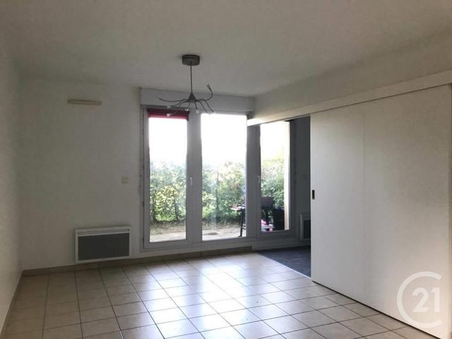 Appartement F2 à louer - 2 pièces - 36.41 m2 - ORSAY - 91 - ILE-DE-FRANCE - Century 21 S.L.P. Immobilier