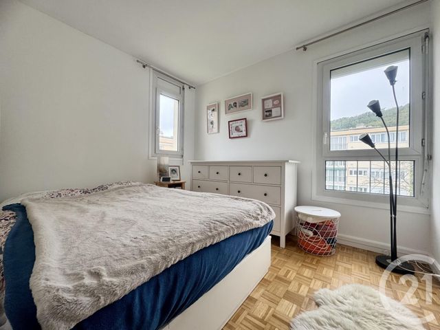 Appartement F3 à vendre - 3 pièces - 61.56 m2 - GIF SUR YVETTE - 91 - ILE-DE-FRANCE - Century 21 S.L.P. Immobilier