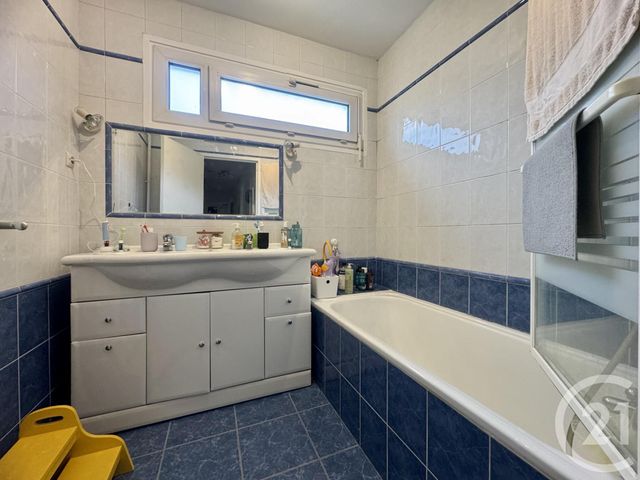 Appartement F3 à vendre - 3 pièces - 61.56 m2 - GIF SUR YVETTE - 91 - ILE-DE-FRANCE - Century 21 S.L.P. Immobilier