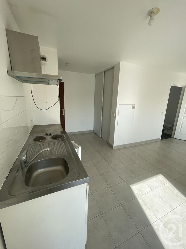 Appartement F1 à louer - 1 pièce - 32.95 m2 - CHEVREUSE - 78 - ILE-DE-FRANCE - Century 21 S.L.P. Immobilier