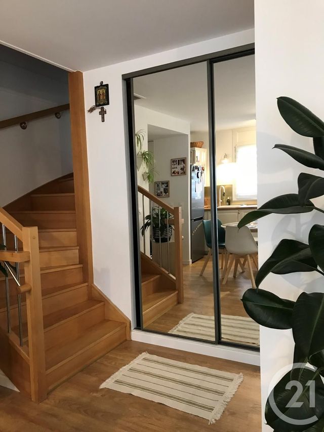 Appartement Duplex à louer - 3 pièces - 68.07 m2 - GIF SUR YVETTE - 91 - ILE-DE-FRANCE - Century 21 S.L.P. Immobilier