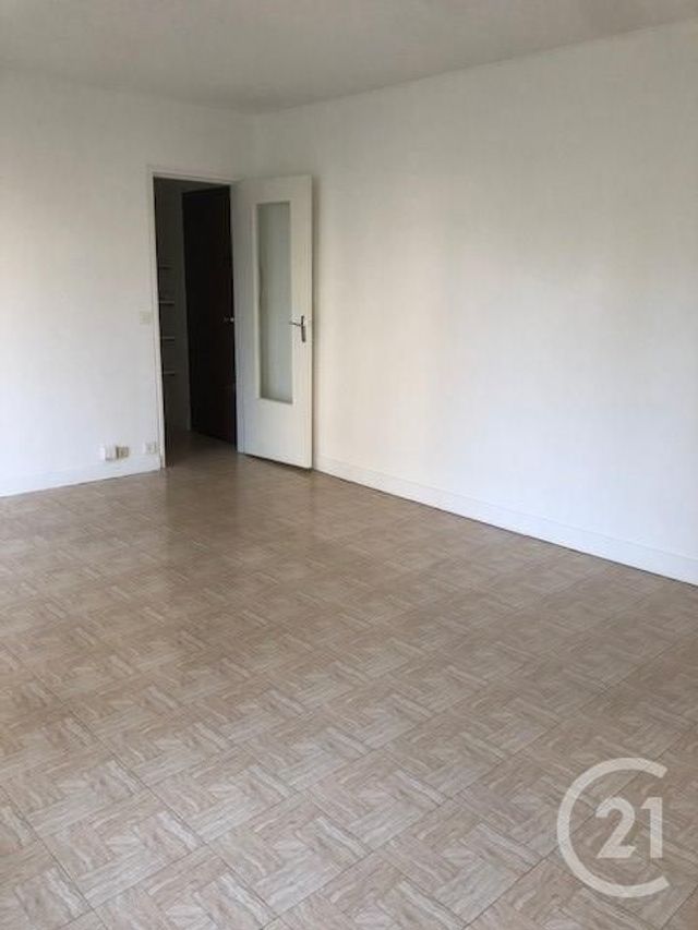 Appartement F1 à louer - 1 pièce - 27.44 m2 - GIF SUR YVETTE - 91 - ILE-DE-FRANCE - Century 21 S.L.P. Immobilier