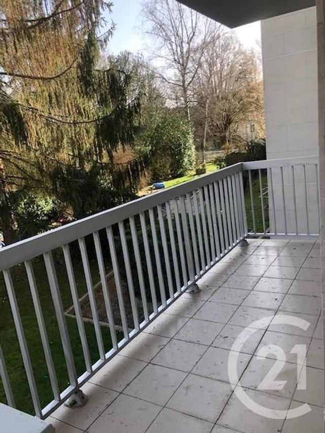 Appartement F1 à louer - 1 pièce - 27.44 m2 - GIF SUR YVETTE - 91 - ILE-DE-FRANCE - Century 21 S.L.P. Immobilier