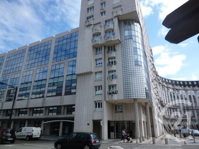 Appartement F2 à louer - 2 pièces - 41.5 m2 - MONTIGNY LE BRETONNEUX - 78 - ILE-DE-FRANCE - Century 21 S.L.P. Immobilier