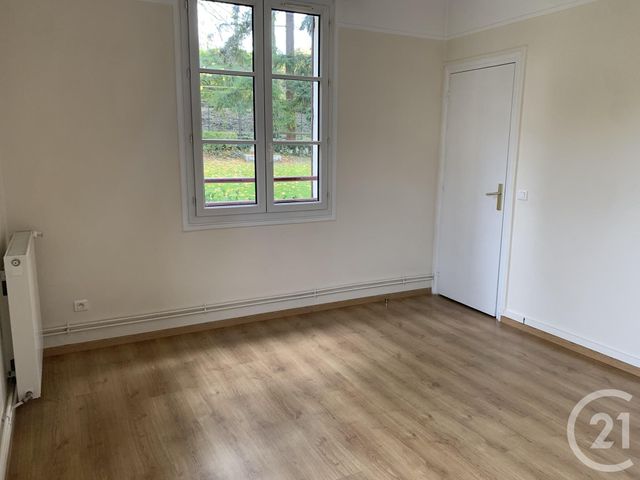 Appartement F3 à louer - 3 pièces - 79.26 m2 - GIF SUR YVETTE - 91 - ILE-DE-FRANCE - Century 21 S.L.P. Immobilier