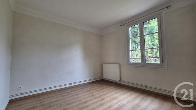 Appartement F3 à louer - 3 pièces - 79.26 m2 - GIF SUR YVETTE - 91 - ILE-DE-FRANCE - Century 21 S.L.P. Immobilier