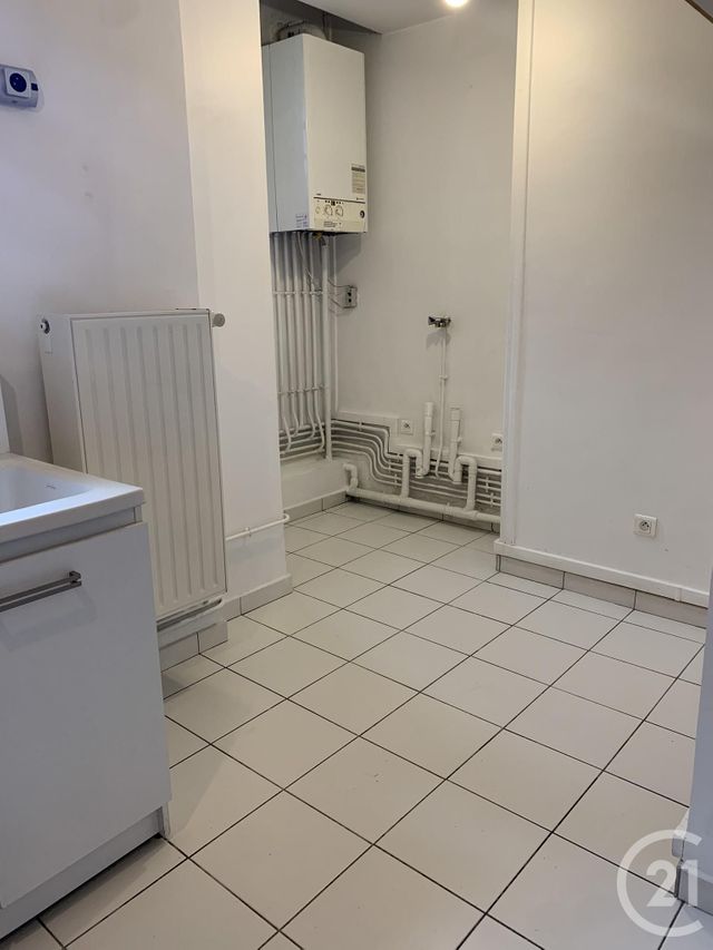 Appartement F3 à louer - 3 pièces - 79.26 m2 - GIF SUR YVETTE - 91 - ILE-DE-FRANCE - Century 21 S.L.P. Immobilier