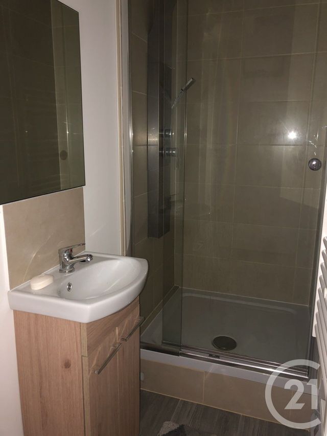 Appartement F2 à louer - 2 pièces - 27.33 m2 - ST AUBIN - 91 - ILE-DE-FRANCE - Century 21 S.L.P. Immobilier