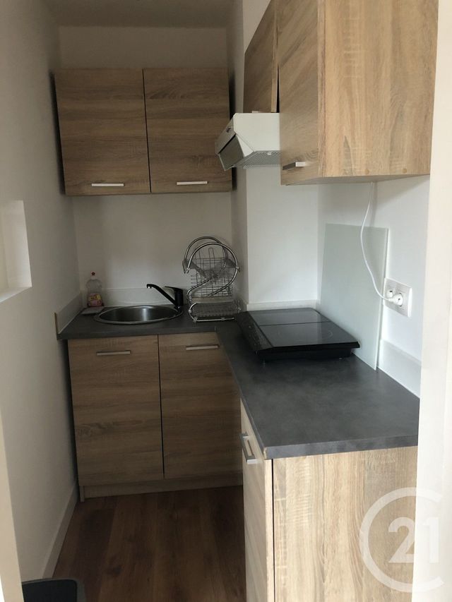 Appartement F2 à louer - 2 pièces - 27.33 m2 - ST AUBIN - 91 - ILE-DE-FRANCE - Century 21 S.L.P. Immobilier