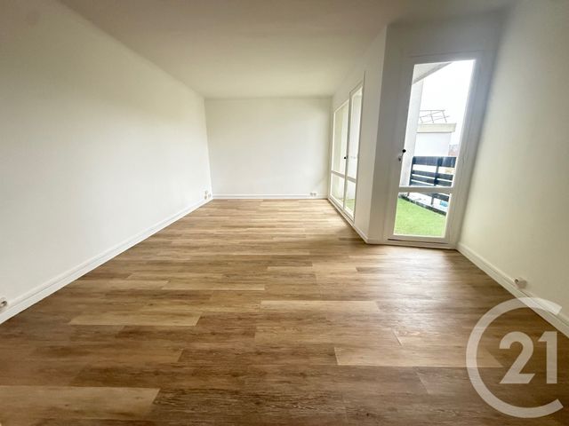 Appartement F3 à louer - 3 pièces - 64.43 m2 - GIF SUR YVETTE - 91 - ILE-DE-FRANCE - Century 21 S.L.P. Immobilier
