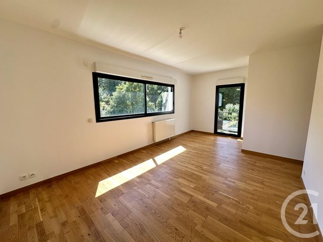 maison à louer - 6 pièces - 152.5 m2 - GIF SUR YVETTE - 91 - ILE-DE-FRANCE - Century 21 S.L.P. Immobilier