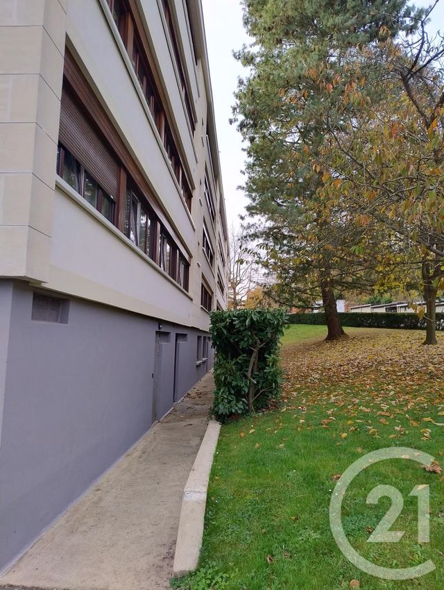 Appartement F1 à louer - 1 pièce - 15.41 m2 - NOISY LE ROI - 78 - ILE-DE-FRANCE - Century 21 S.L.P. Immobilier
