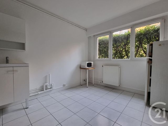 Appartement F1 à louer - 1 pièce - 15.41 m2 - NOISY LE ROI - 78 - ILE-DE-FRANCE - Century 21 S.L.P. Immobilier