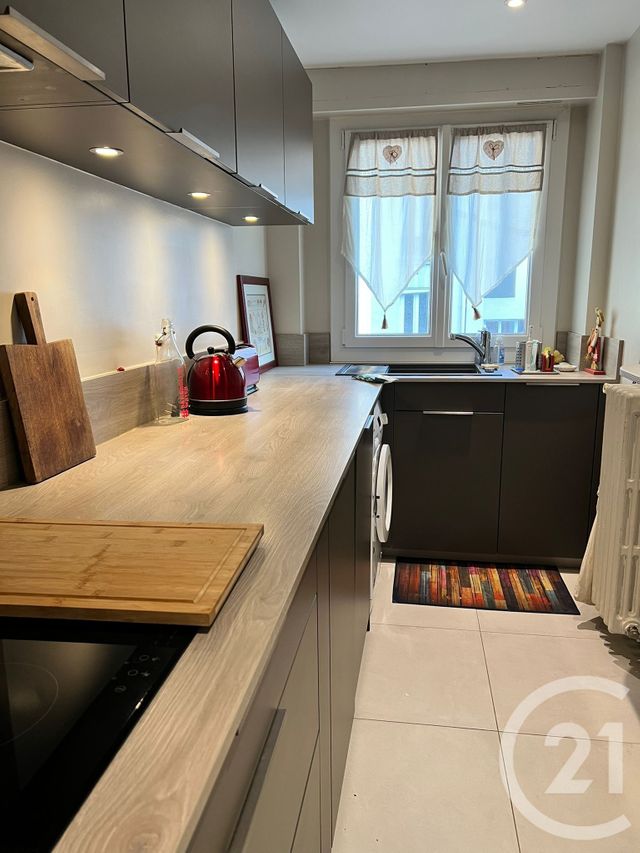 Appartement F3 à louer - 3 pièces - 67.96 m2 - PARIS - 75017 - ILE-DE-FRANCE - Century 21 S.L.P. Immobilier