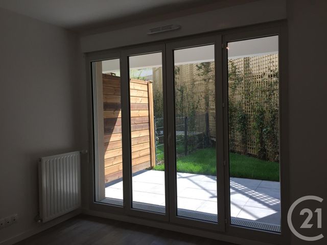 Appartement F2 à louer - 2 pièces - 40.18 m2 - ST CYR L ECOLE - 78 - ILE-DE-FRANCE - Century 21 S.L.P. Immobilier
