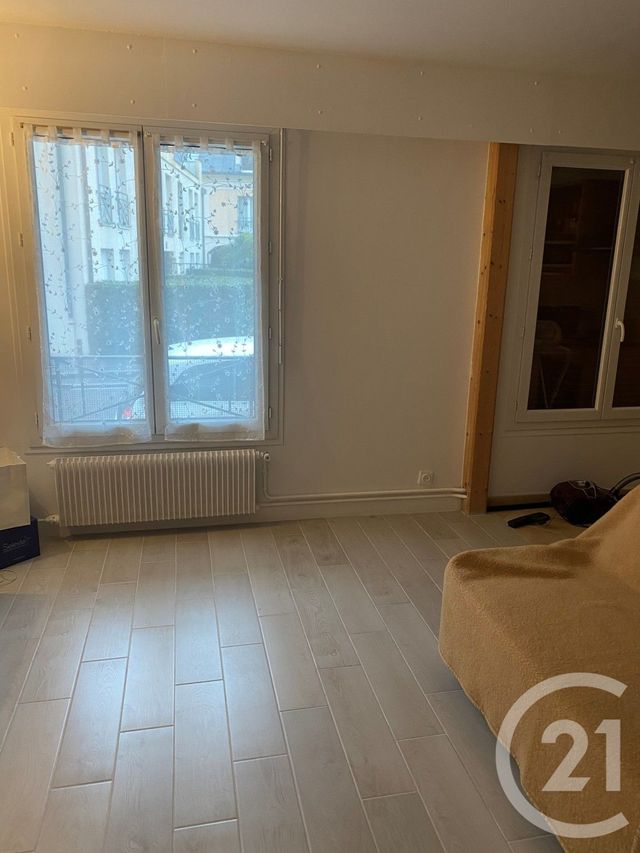 Appartement F2 à louer - 2 pièces - 40.98 m2 - VERSAILLES - 78 - ILE-DE-FRANCE - Century 21 S.L.P. Immobilier