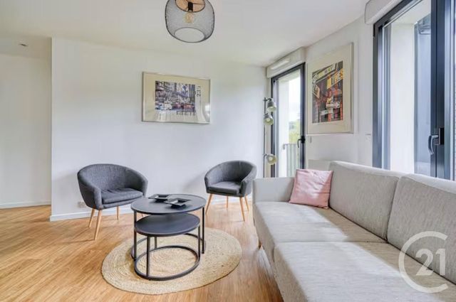 Appartement F4 à louer - 4 pièces - 79.97 m2 - 91 - ILE-DE-FRANCE - Century 21 S.L.P. Immobilier