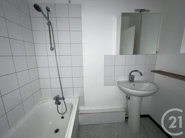 Appartement F3 à louer - 3 pièces - 63.9 m2 - GIF SUR YVETTE - 91 - ILE-DE-FRANCE - Century 21 S.L.P. Immobilier