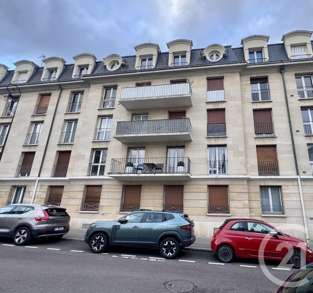 Appartement à vendre - 2 pièces - 41.0 m2 - VERSAILLES - 78 - ILE-DE-FRANCE - Century 21 S.L.P. Immobilier