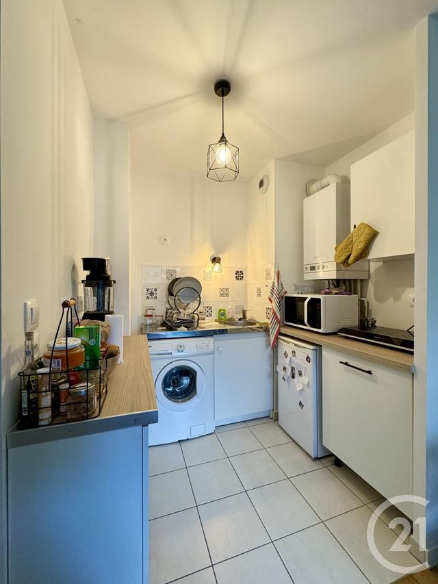 Appartement Studio à vendre - 1 pièce - 30.1 m2 - BURES SUR YVETTE - 91 - ILE-DE-FRANCE - Century 21 S.L.P. Immobilier