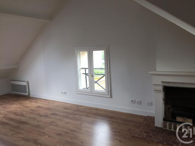 Appartement F2 à louer - 2 pièces - 38.57 m2 - ST AUBIN - 91 - ILE-DE-FRANCE - Century 21 S.L.P. Immobilier