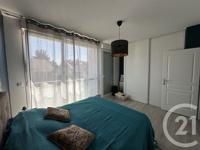 Appartement F3 à louer - 3 pièces - 80.54 m2 - ORSAY - 91 - ILE-DE-FRANCE - Century 21 S.L.P. Immobilier