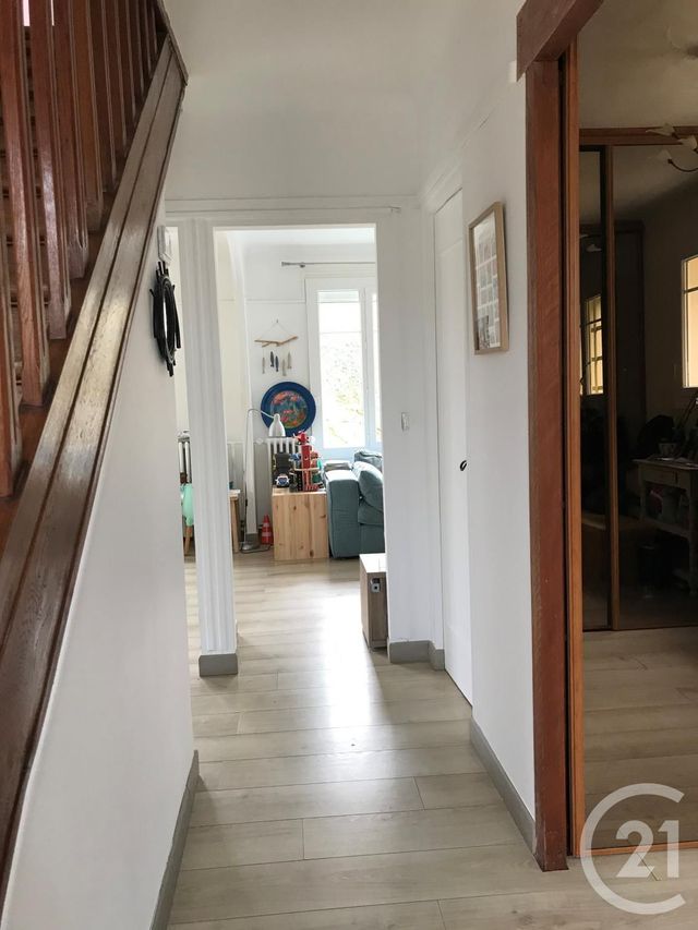 maison à louer - 5 pièces - 96.61 m2 - BUC - 78 - ILE-DE-FRANCE - Century 21 S.L.P. Immobilier