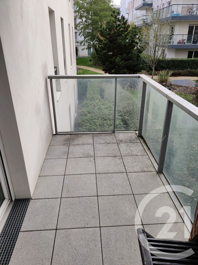 Appartement F3 à louer - 3 pièces - 56.01 m2 - MASSY - 91 - ILE-DE-FRANCE - Century 21 S.L.P. Immobilier