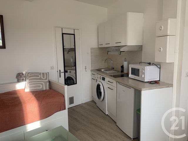 Appartement F1 à louer - 1 pièce - 17.74 m2 - ST REMY LES CHEVREUSE - 78 - ILE-DE-FRANCE - Century 21 S.L.P. Immobilier