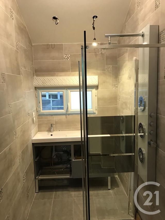 Appartement F5 à louer - 5 pièces - 76.94 m2 - GIF SUR YVETTE - 91 - ILE-DE-FRANCE - Century 21 S.L.P. Immobilier