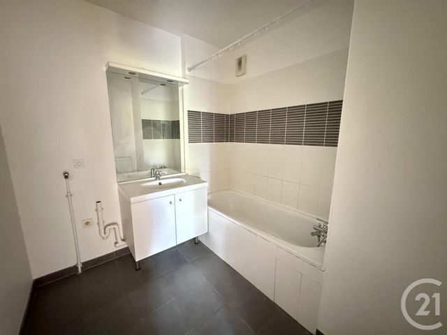 Appartement F3 à vendre - 3 pièces - 61.77 m2 - GIF SUR YVETTE - 91 - ILE-DE-FRANCE - Century 21 S.L.P. Immobilier