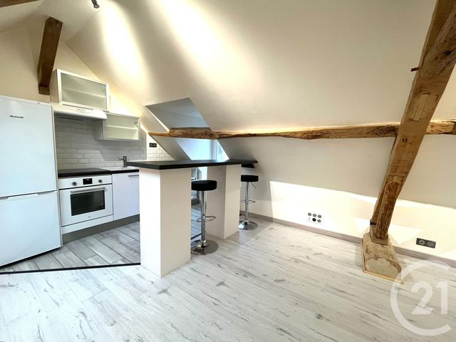 Appartement Studio à louer - 1 pièce - 21.89 m2 - CHATEAUFORT - 78 - ILE-DE-FRANCE - Century 21 S.L.P. Immobilier