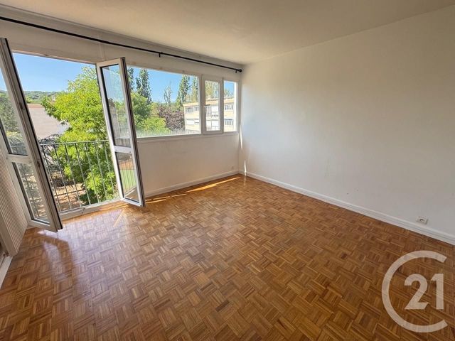 Appartement F1 à vendre - 1 pièce - 33.78 m2 - GIF SUR YVETTE - 91 - ILE-DE-FRANCE - Century 21 S.L.P. Immobilier