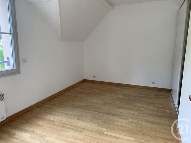 Appartement F2 à louer - 2 pièces - 42.16 m2 - ST REMY LES CHEVREUSE - 78 - ILE-DE-FRANCE - Century 21 S.L.P. Immobilier