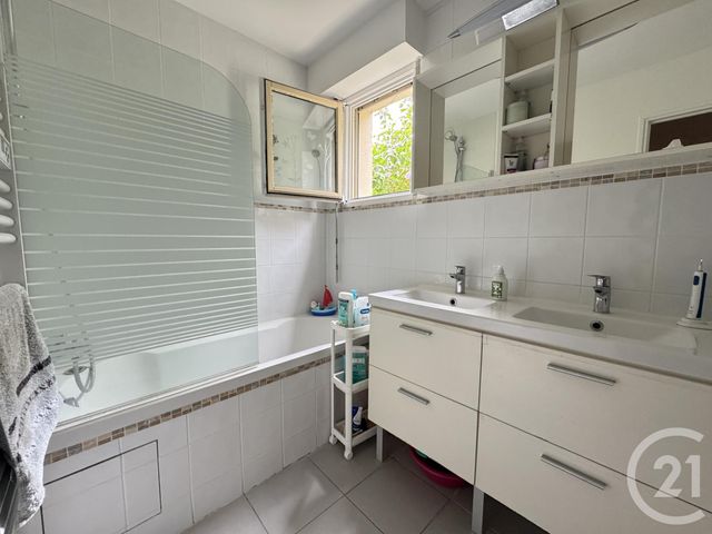 Appartement F3 à vendre - 3 pièces - 68.18 m2 - GIF SUR YVETTE - 91 - ILE-DE-FRANCE - Century 21 S.L.P. Immobilier