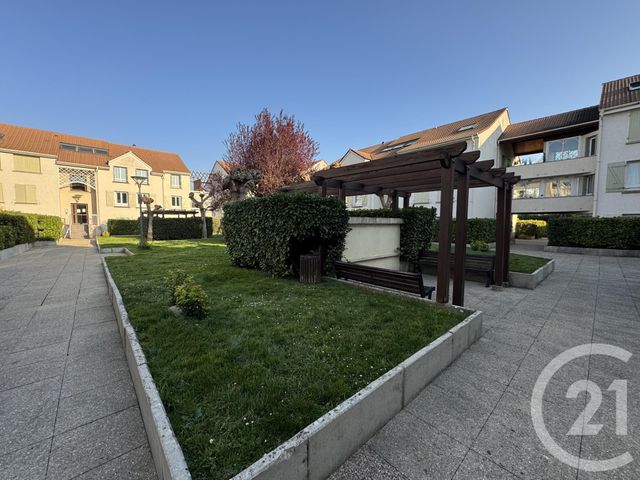 Appartement F4 à vendre - 4 pièces - 90.9 m2 - GIF SUR YVETTE - 91 - ILE-DE-FRANCE - Century 21 S.L.P. Immobilier