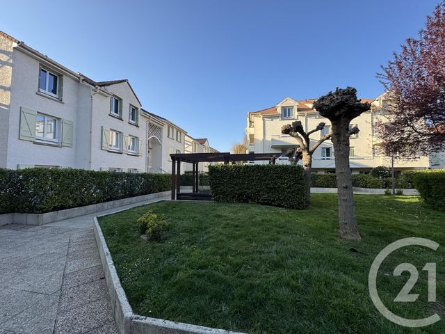 Appartement F4 à vendre - 4 pièces - 90.9 m2 - GIF SUR YVETTE - 91 - ILE-DE-FRANCE - Century 21 S.L.P. Immobilier