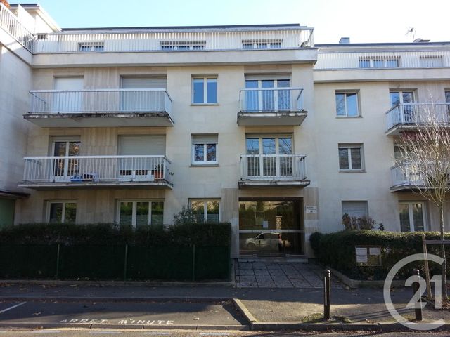 Appartement F1 à louer - 1 pièce - 27.37 m2 - GIF SUR YVETTE - 91 - ILE-DE-FRANCE - Century 21 S.L.P. Immobilier