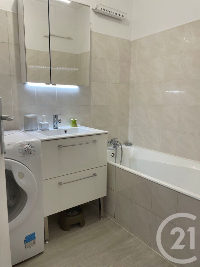 Appartement F3 à louer - 3 pièces - 67.0 m2 - GIF SUR YVETTE - 91 - ILE-DE-FRANCE - Century 21 S.L.P. Immobilier